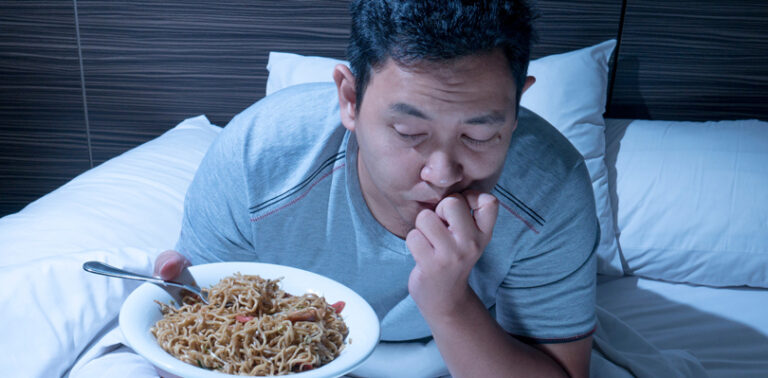 Can Eating Carbs At Night Make You Gain Weight?